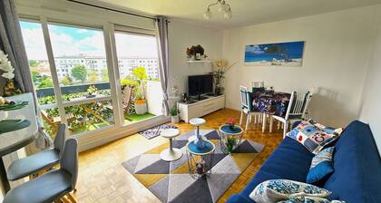 Charmant Appartement 2 Chambres Avec Balcon Proche de Paris & Disneyland