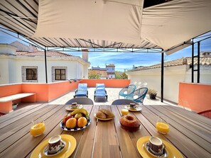 Outdoor dining - VILAMOURA CENTRAL 8 by HOMING (Vilamoura)