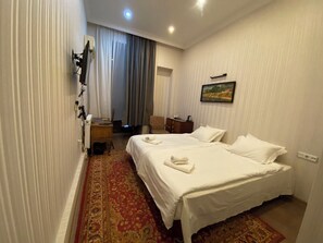 Deluxe Apartment | 3 bedrooms, individually decorated, individually furnished - Hotel The Builder 124 (Tbilisi)