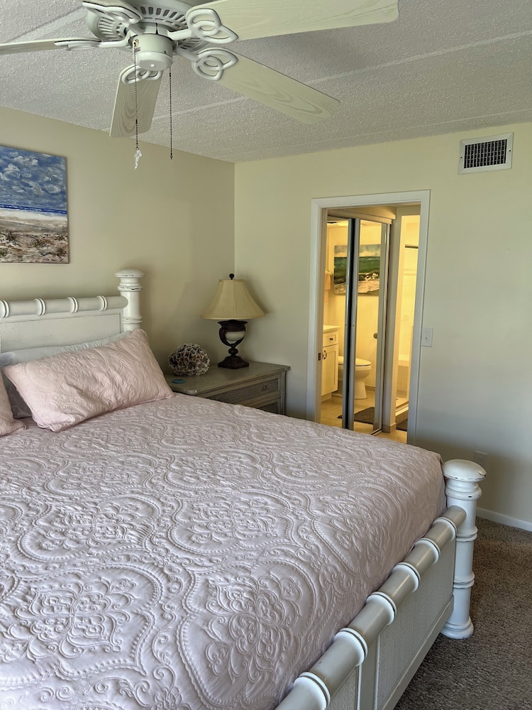 Location! Great Beach Front Family Vacation Spot! Right next to the