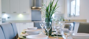 4bed Detached/Games room/ Driveway parking Chester