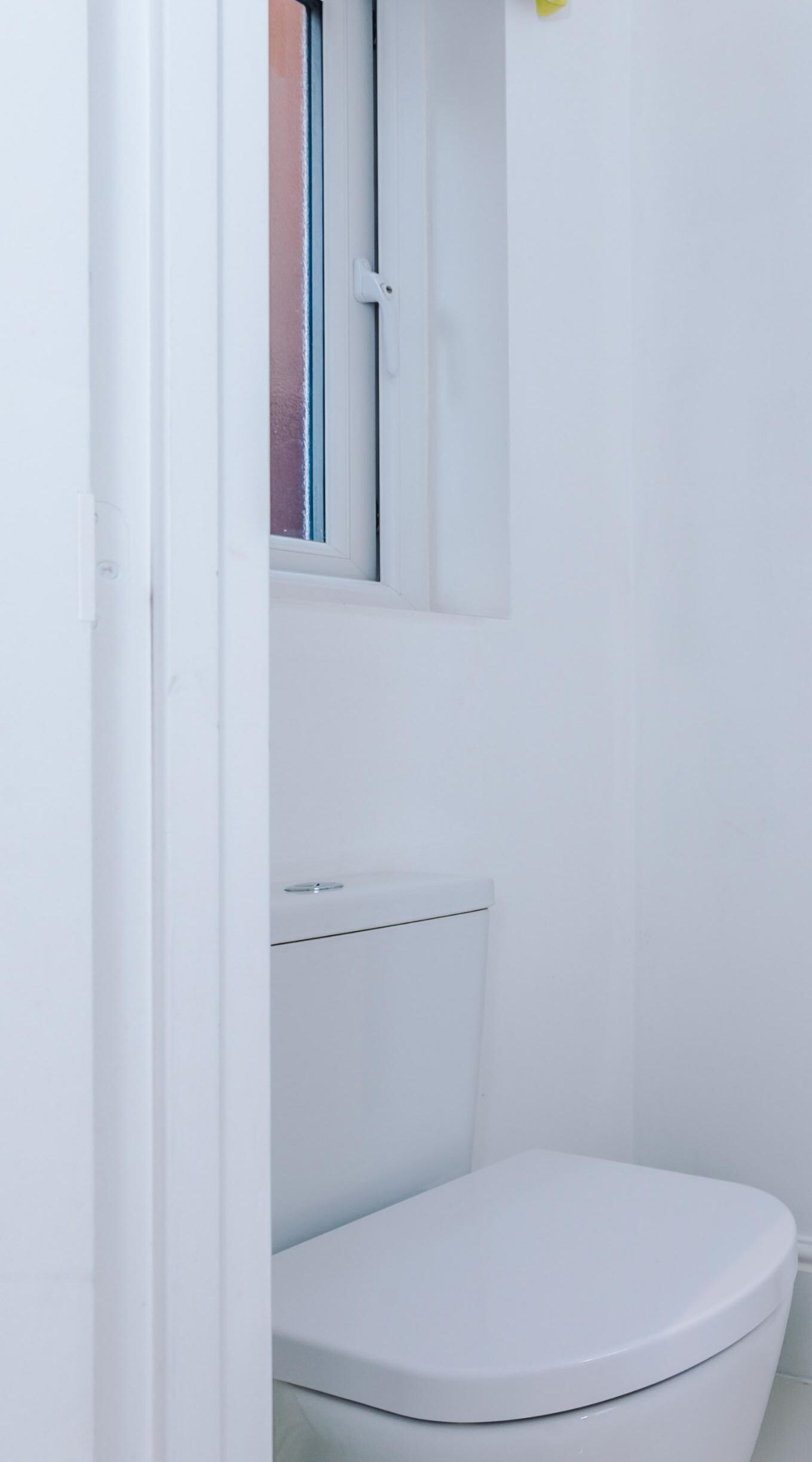 Sèche-cheveux, serviettes fournies