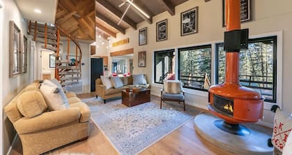 Cozy Cabin in Olympic Valley, next to Palisades Resort & Tahoe City