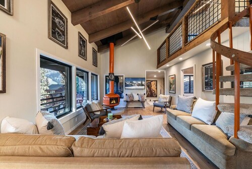 Cozy Cabin in Olympic Valley, next to Palisades Resort & Tahoe City