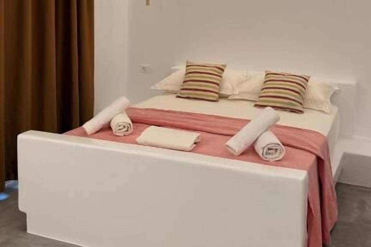 ห้องดับเบิล, ระเบียง | Wi-Fi ฟรี, ห้องพักตกแต่งอย่างมีเอกลักษณ์