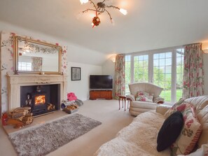 Living area - Nether Auchlinsky Cottage (Glendevon)