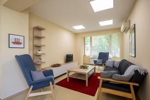 Apartment | 1 bedroom - Bright 1bdr Apartment in Top Center (Sofia)