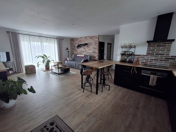 تلفزيون ذكي