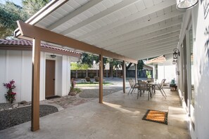 Outdoor dining - The Hacienda Heart - Modesto, Ca (Modesto)