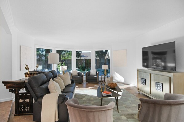 Smart TV - The Hacienda Heart - Modesto, Ca (Modesto)