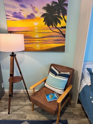 1 bedroom, in-room safe, free WiFi, bed sheets - Beach Studio with private yard in Lanikai - 30 day Minimum Stay (Kailua)