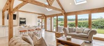 Walford Lodge - UK47305