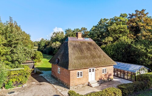 2 bedroom cozy home in øster ulslev