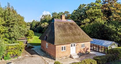 2 bedroom cozy home in øster ulslev