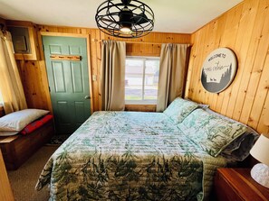 2 habitaciones, escritorio, wifi gratis y ropa de cama