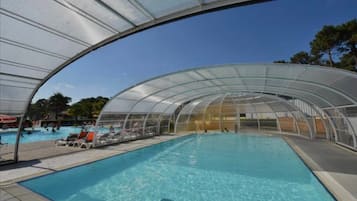 Piscine couverte, piscine chauffée