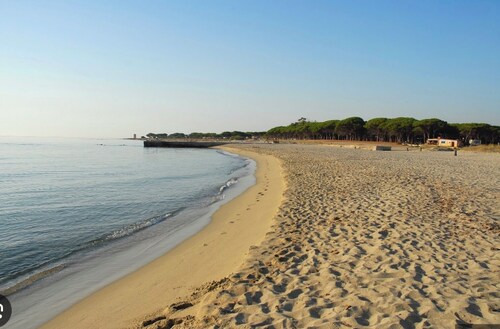 Maison de vacances 'Monolocale San Giovanni Posada' avec terrasse privée