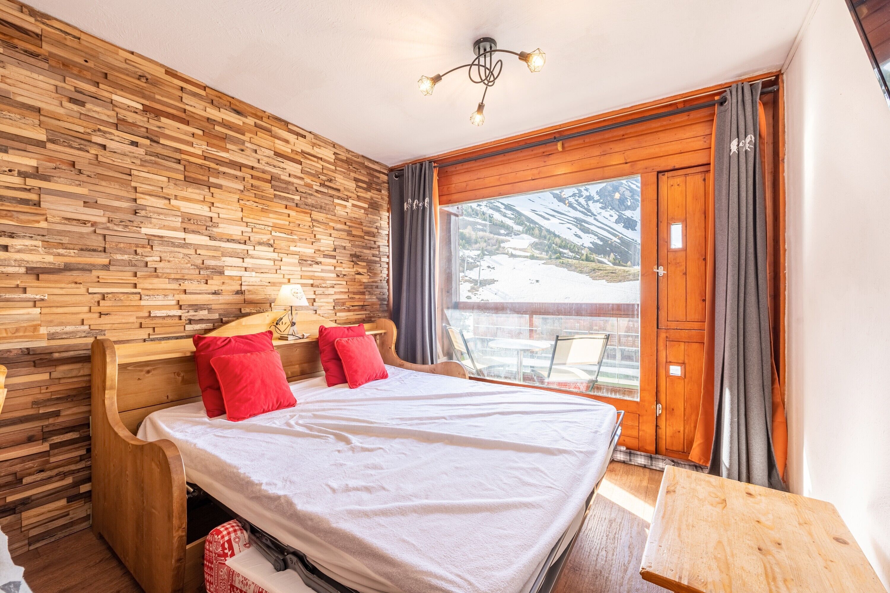 1 bedroom, iron/ironing board, free WiFi