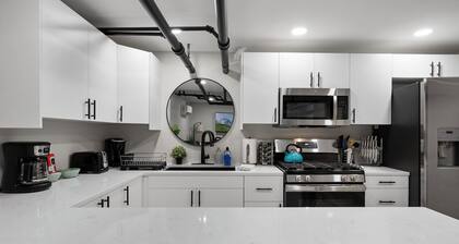 Brand NEW Centrally Located with FREE parking and PET friendly!!