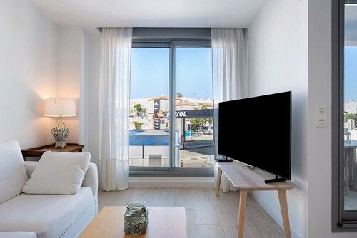 Apartment 'Apartamento Pachimon' with Shared Pool, Wi-Fi and Air Conditioning