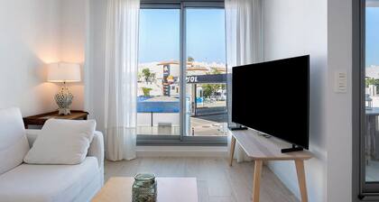 Apartment 'Apartamento Pachimon' with Shared Pool, Wi-Fi and Air Conditioning
