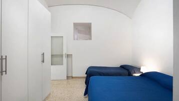 1 makuuhuone, silitysrauta/-lauta, ilmainen Wi-Fi, vuodevaatteet