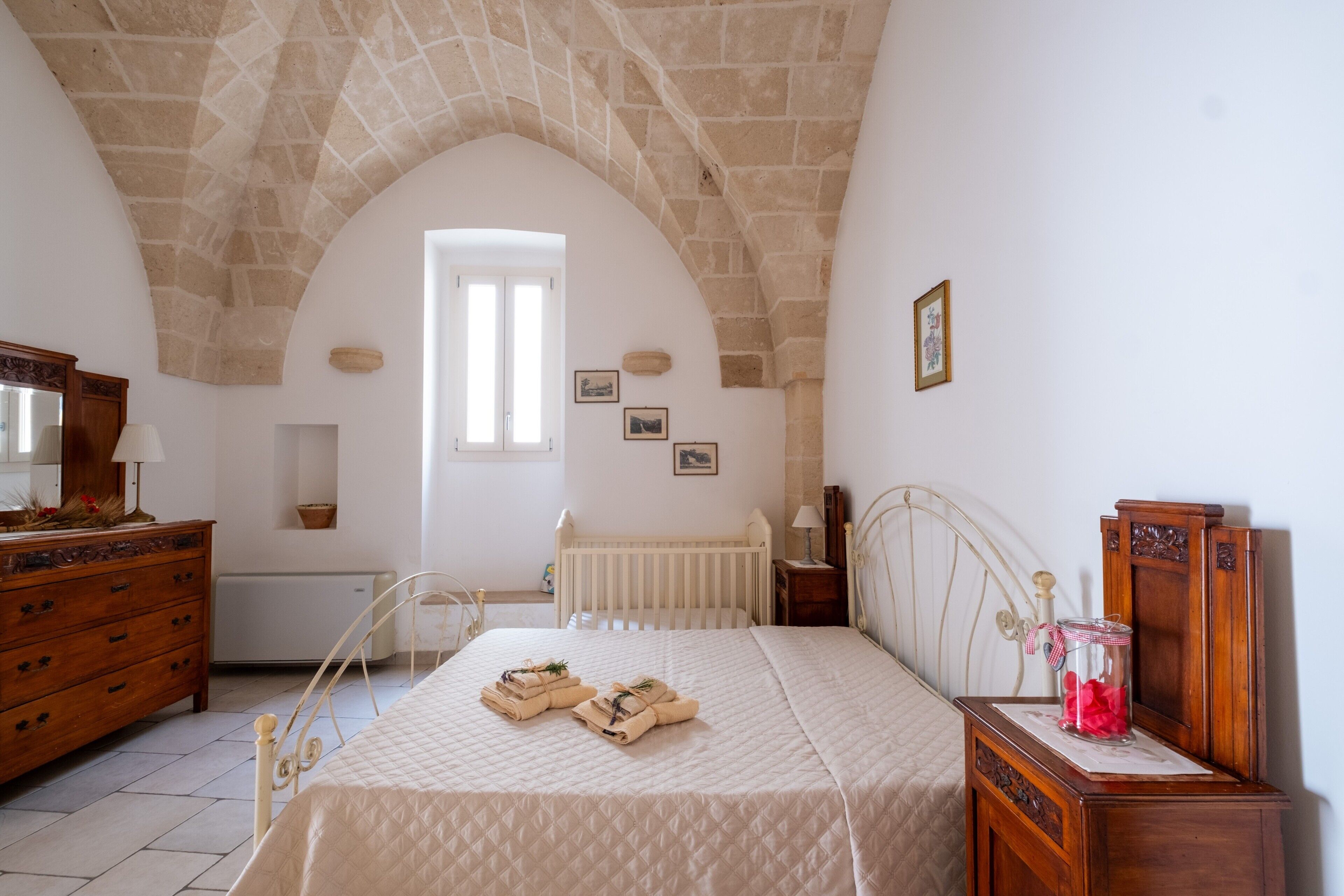 2 chambres, fer et planche à repasser, Wi-Fi gratuit