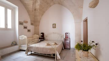 2 quartos, ferros/tábuas de passar roupa, Wi-Fi de cortesia