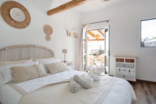Ferienhaus 'Las Golondrinas - B' mit Meerblick, privater Terrasse und WLAN