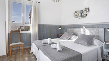 3 dormitorios, tabla de planchar con plancha, wifi gratis y ropa de cama