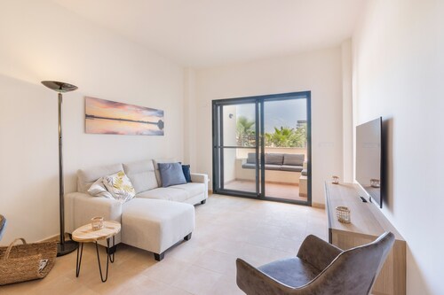 Ferienwohnung 'El Oasis Martinica 8 Bajo A' mit Gemeinschaftspool, WLAN und Klimaanlage