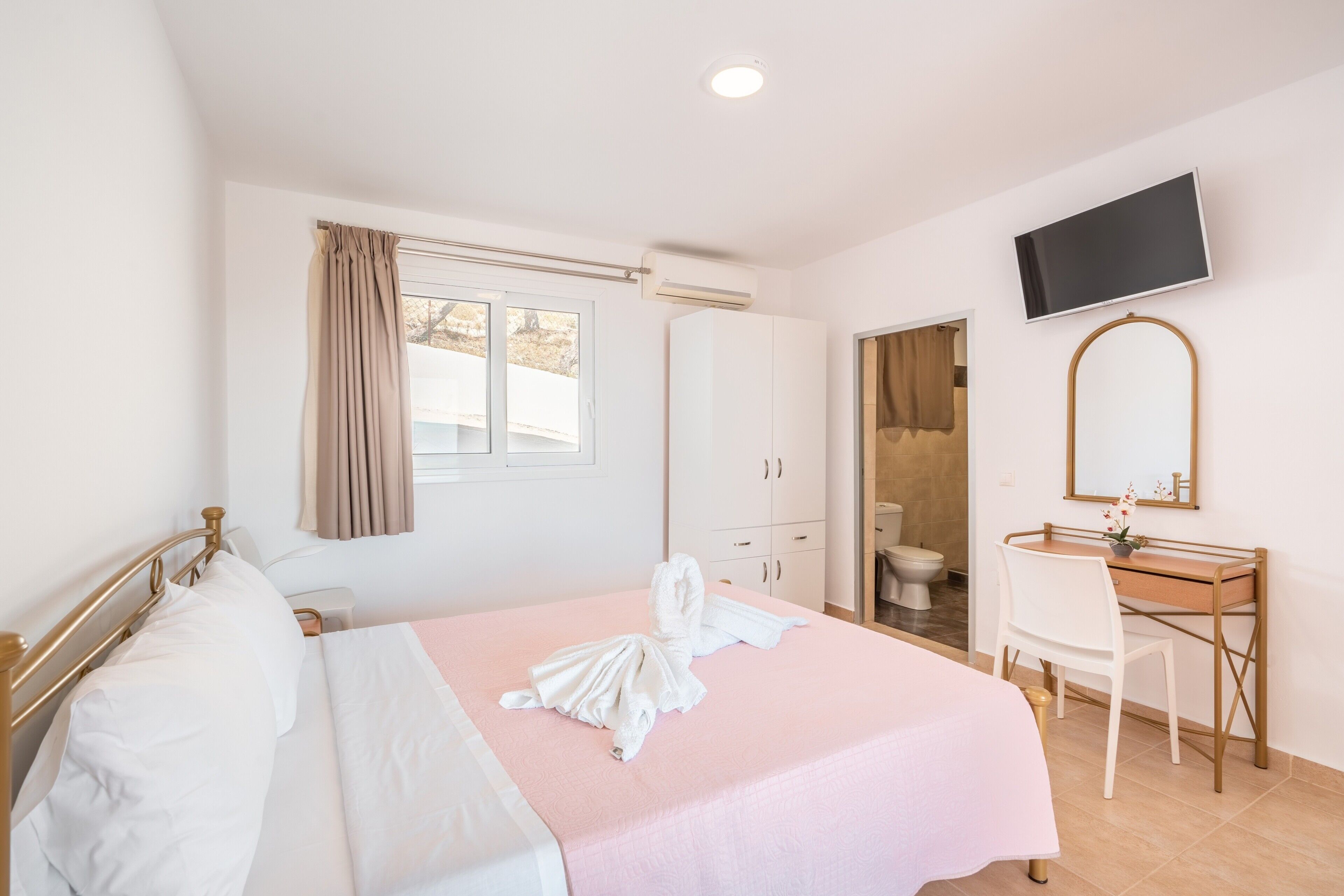 1 Schlafzimmer, Bügeleisen/Bügelbrett, kostenloses WLAN, Bettwäsche