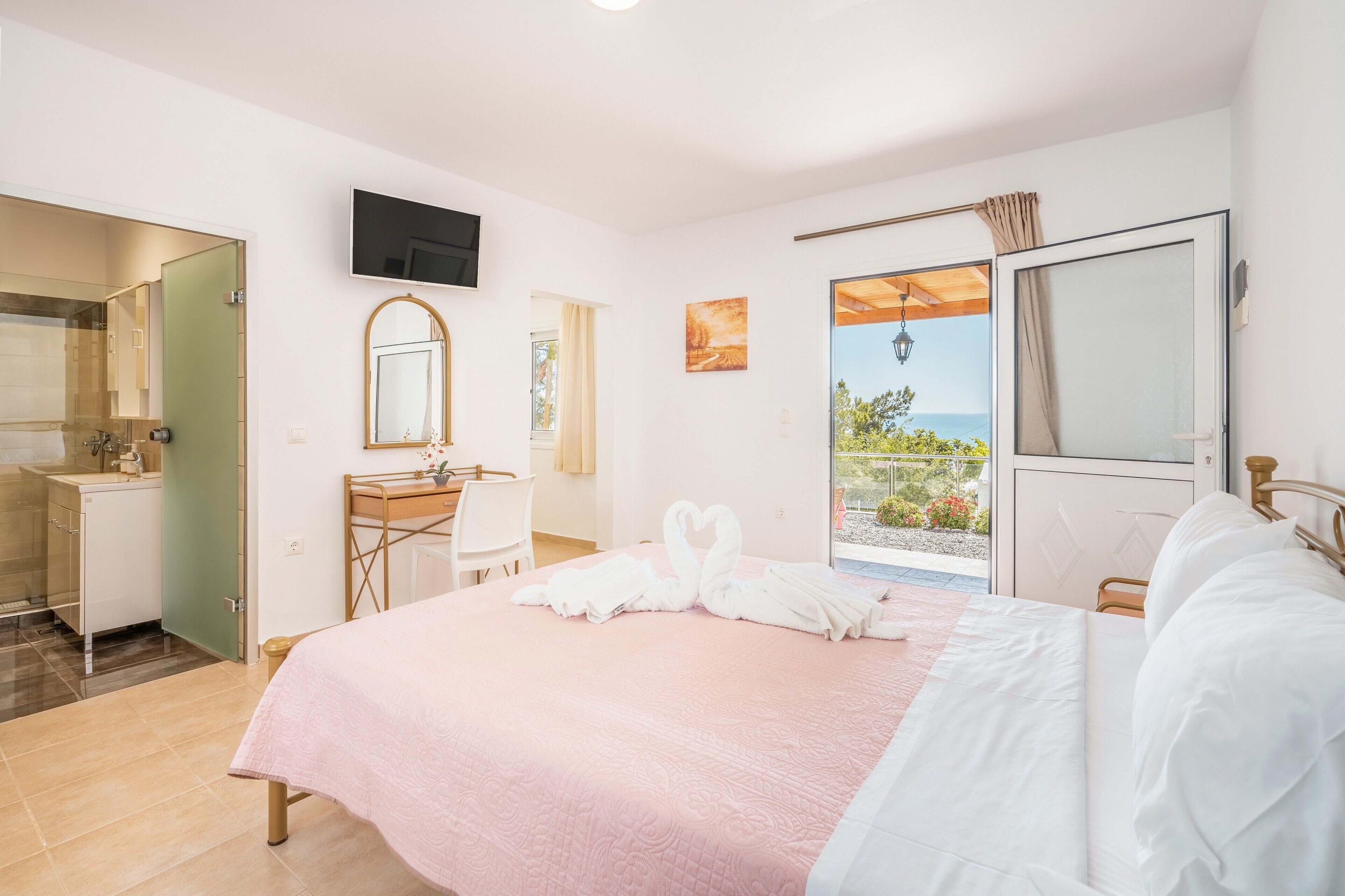 1 多间卧室、熨斗/熨衣板、免费 WiFi、床单