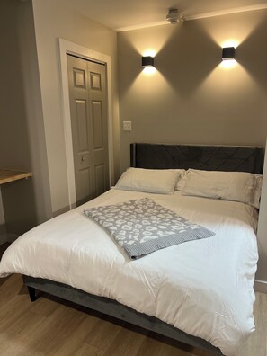 1 室のベッドルーム、WiFi、ベッドシーツ