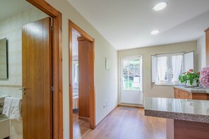 Interior - Holiday Home 'Playa De Balares' with Sea View, Private Terrace and Wi-Fi (Balarés)