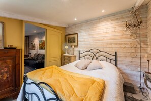 1 chambre, Wi-Fi gratuit, draps fournis