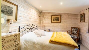 1 makuuhuone, ilmainen Wi-Fi, vuodevaatteet