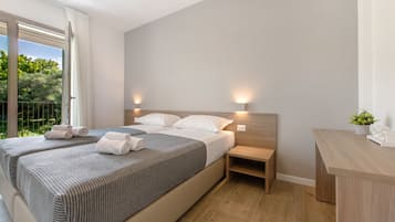 2 多间卧室、熨斗/熨衣板、免费 WiFi、床单