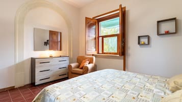 2 多间卧室、熨斗/熨衣板、免费 WiFi、床单