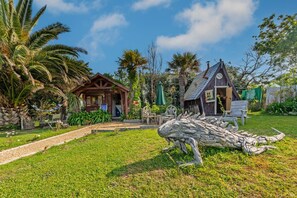 Exterior - Chalet 'Avec Jardin Vue Mer 100m' with Sea View, Private Terrace and Private Garden (Plougastel-Daoulas)