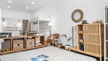 Iron/ironing board, free WiFi, bed sheets, wheelchair access