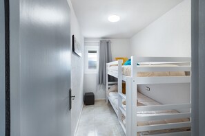 2 habitaciones, escritorio, wifi gratis y ropa de cama 
