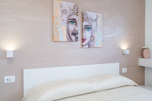 1 bedroom, free WiFi, bed sheets - Apartment 'A Due Passi Dal Mare' with Sea View, Shared Pool and Wi-Fi (Avola)