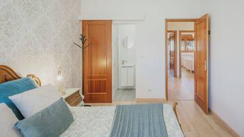 4 chambres, fer et planche Ă repasser, Wi-Fi gratuit, draps fournis