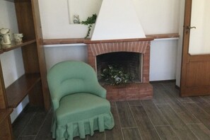 Interior - 1 Bedroom Apartment in Rivello (Rivello)