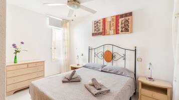 3 bedrooms, free WiFi, bed sheets