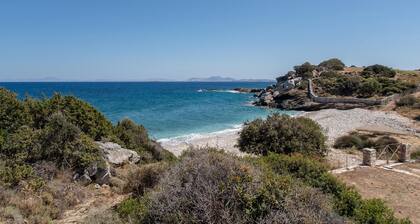 Holiday Home 'Black Sand' with Sea View, Private Terrace