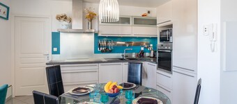 Apartment 'Appart Villa Margaux Proche Mer' with Private Terrace and Wi-Fi
