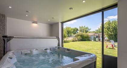 Apartment 'Au Milieu Des Vignes' with Private Terrace, Private Garden and Wi-Fi