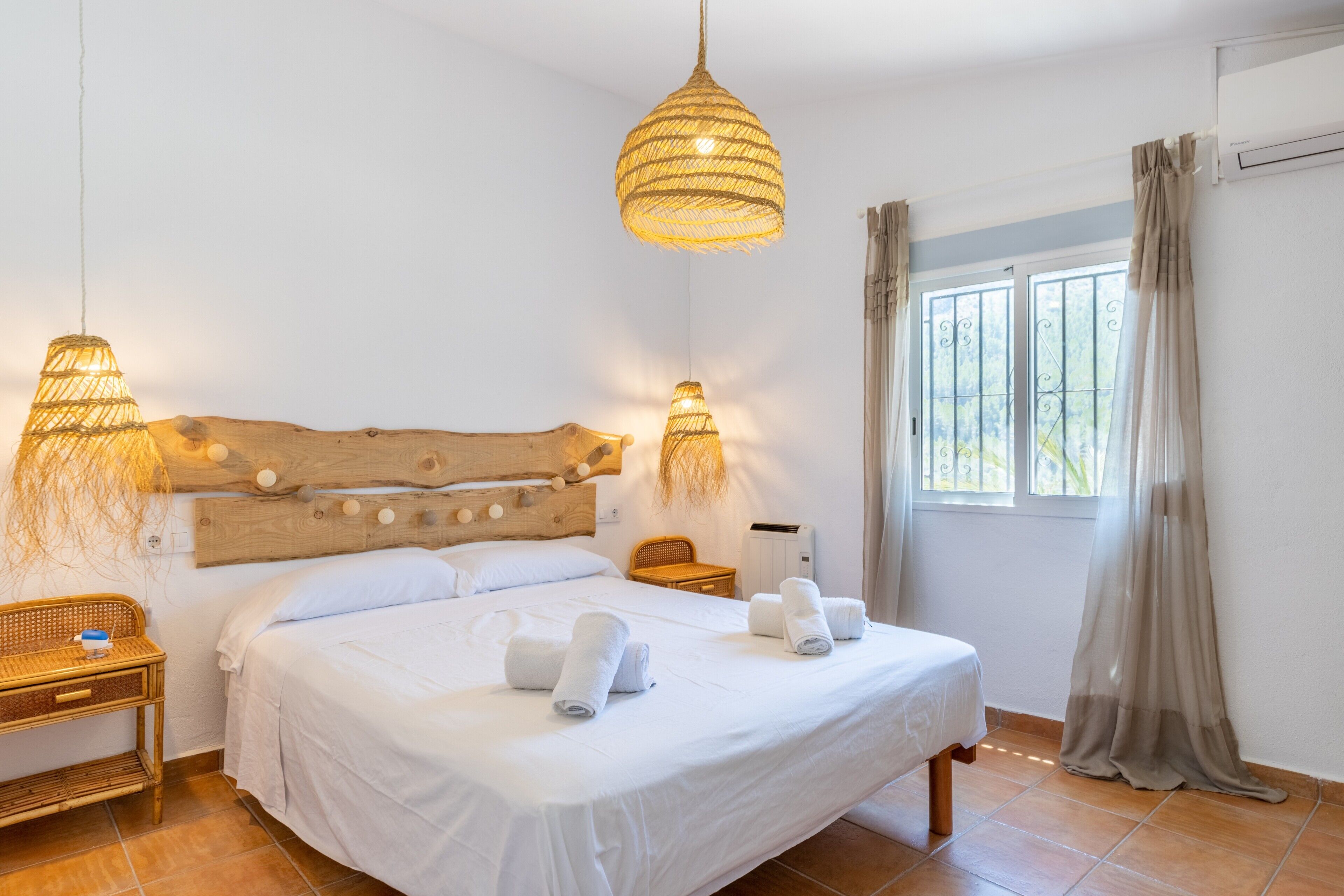 7 habitaciones, tabla de planchar con plancha y wifi gratis 